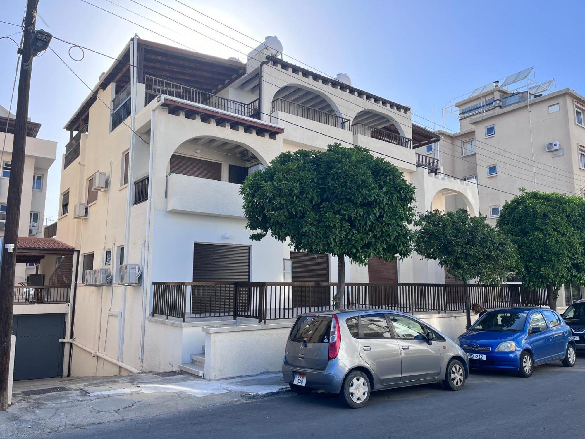 Modern Apartment Near Mckenzie Beach Lárnaca Exterior foto